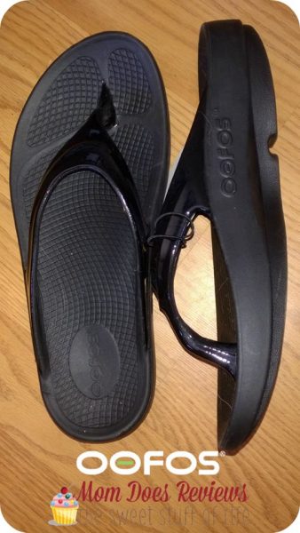 OOFOS Sandal Giveaway Ends 6/8 US Only - Powered By Mom