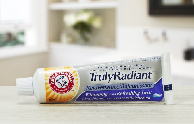 Truly Radiant™ Rejuvenating Toothpaste (3)