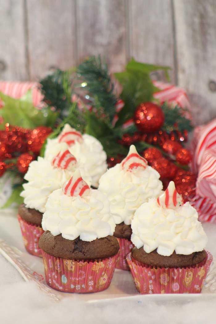 peppermint kisses chocolate cupcakes 2