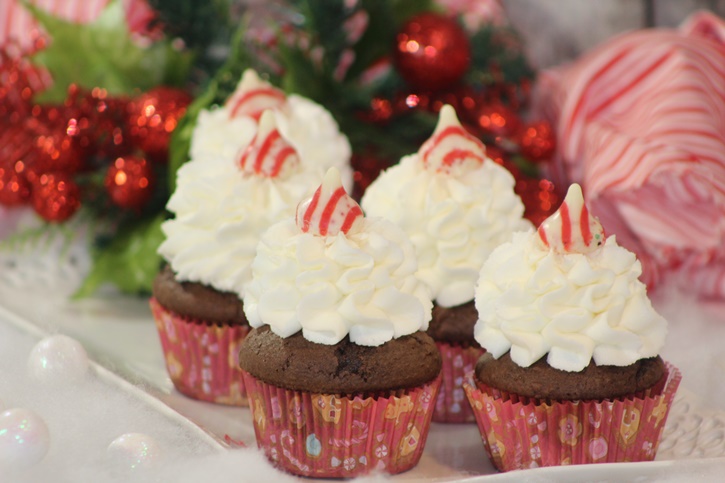 peppermint kisses chocolate cupcakes 4