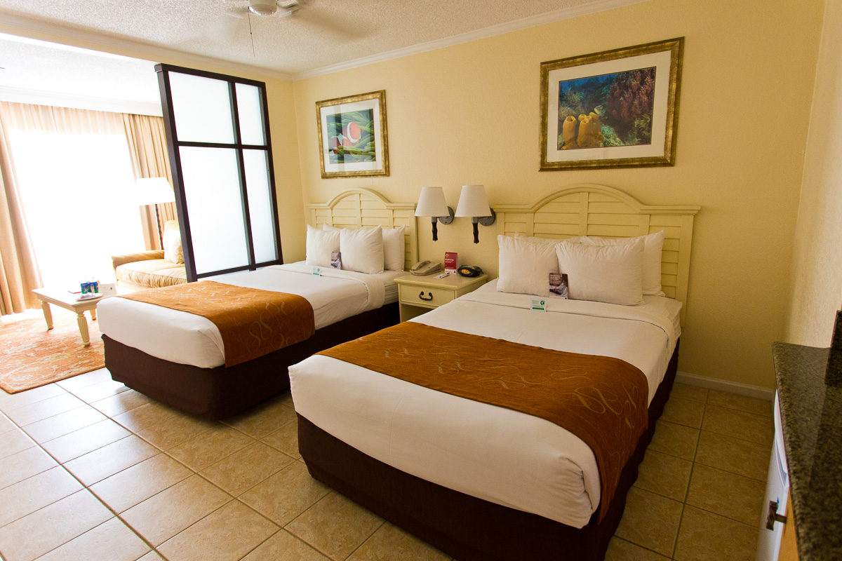 Comfort Suites Paradise Island Bedroom
