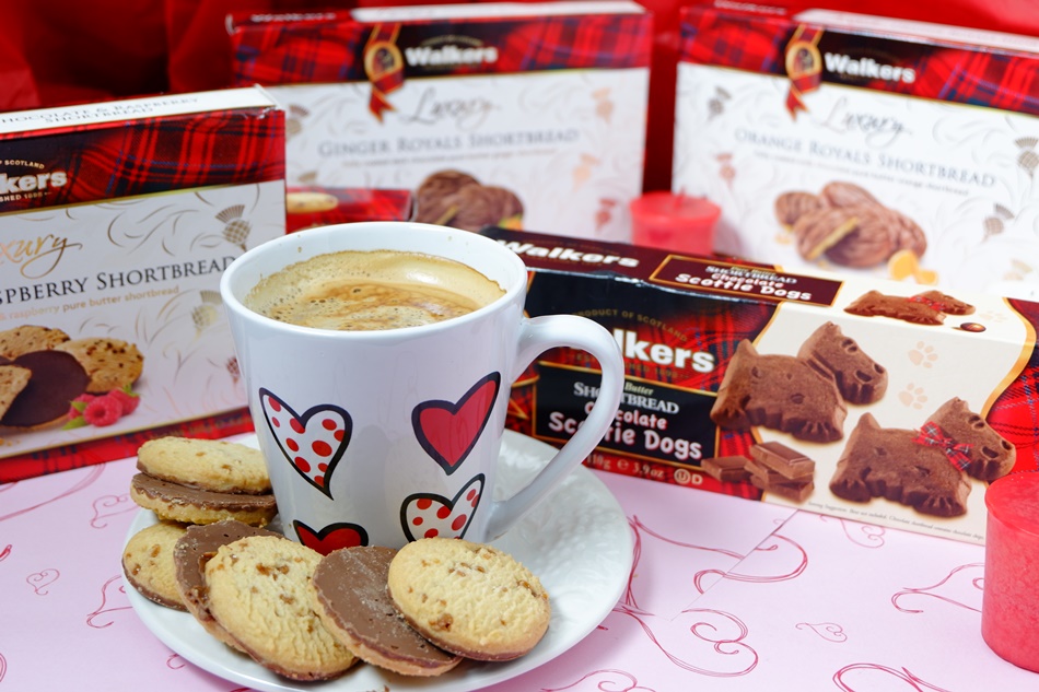 walkers shortbread with coffee