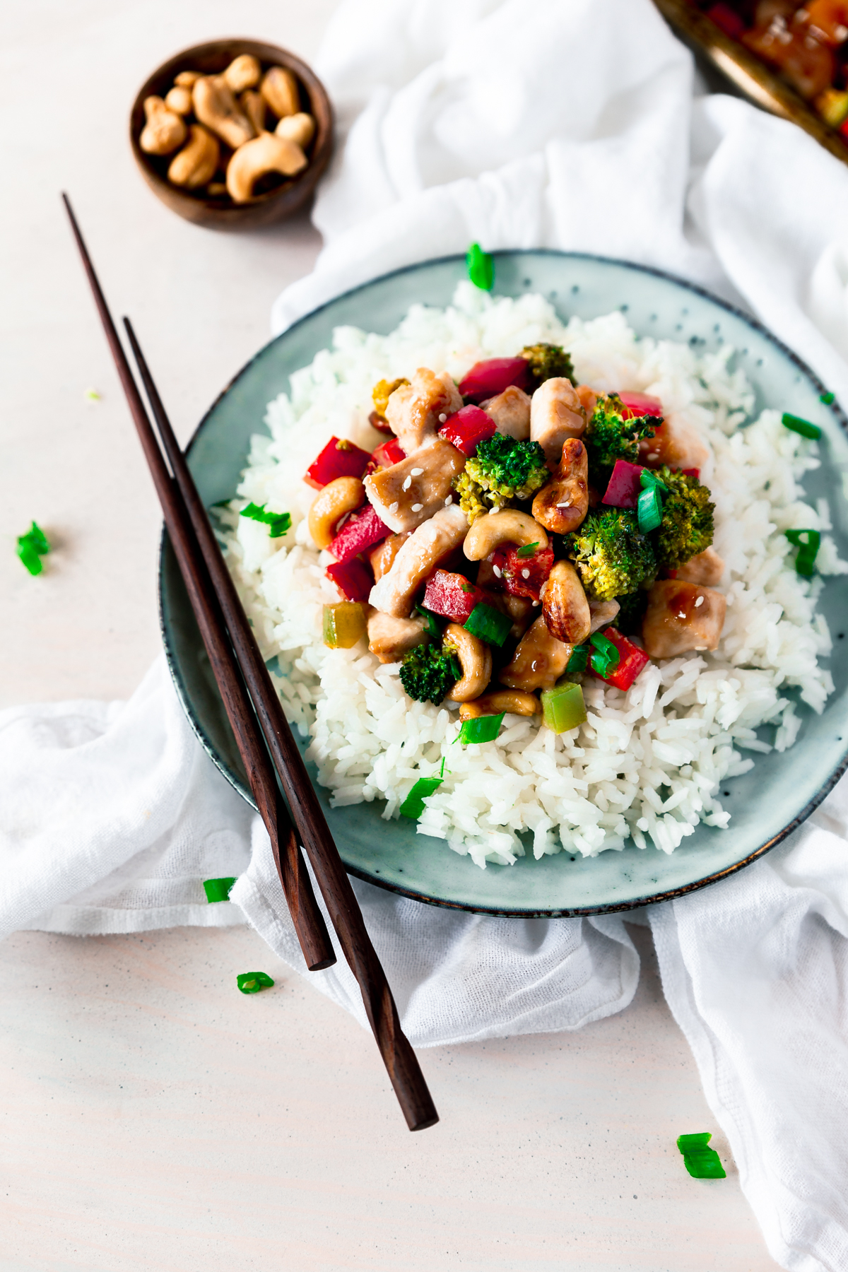 sheet pan dinner cashew nut chicken with vegetables