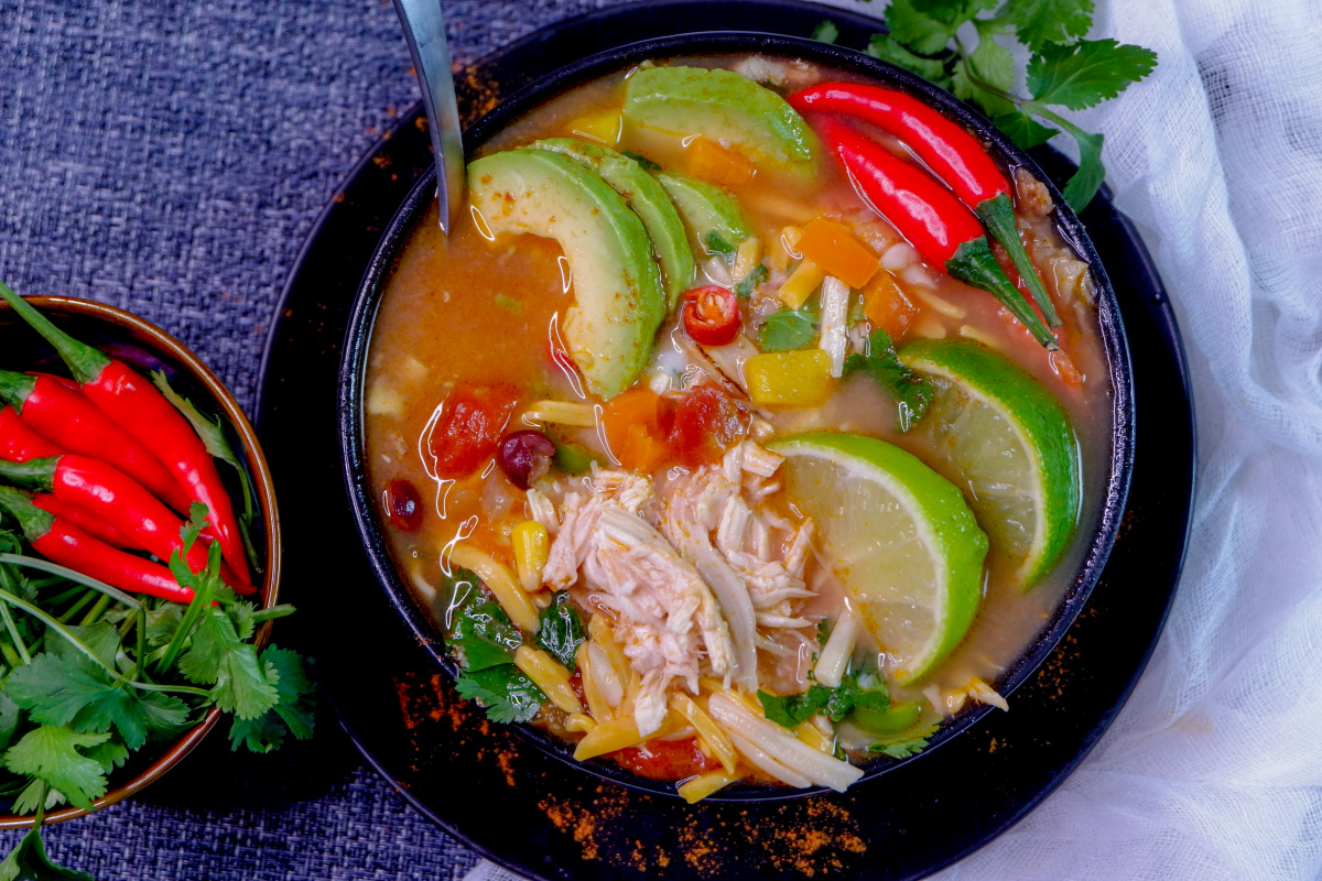 Instant Pot Chicken Tortilla Soup