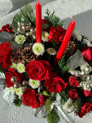 Decorate for the Holidays with Flower Bouquets - Powered by Mom